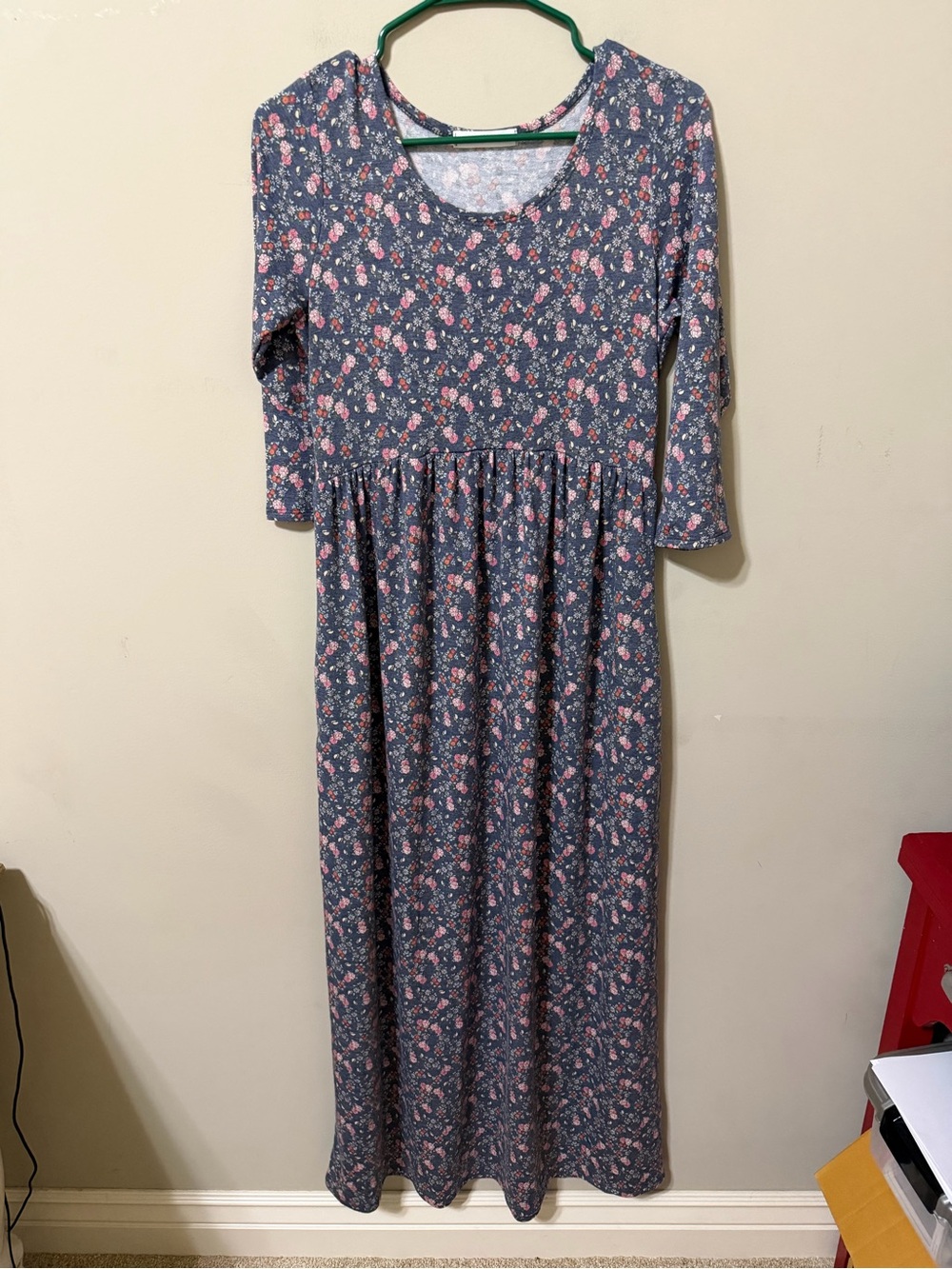 Chris & Carol large Floral Scoop Neck Maxi Dress Navy Pink butter prairie trad